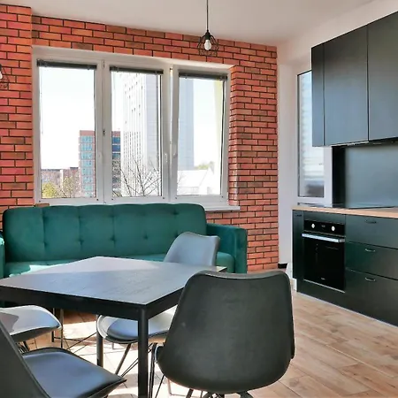 Apartment Emerald Center